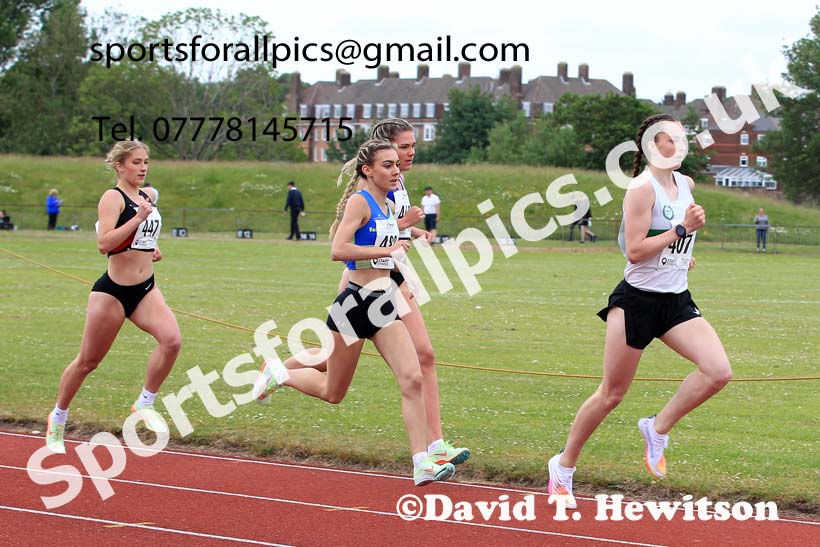 Womens under-20s 1500 metres, 2022 Northern Senior and Under-20 Champs., Wavertree Athletics Centre, Liverpool. Photo: David T. Hewitson/Sports for All Pics